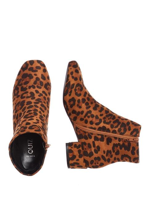 Quiz leopard hot sale print boots