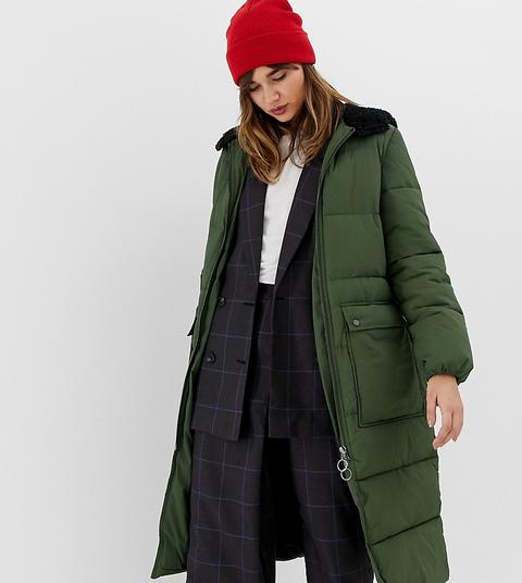 Stradivarius – Wattierter Maxi-mantel Mit Kapuze In Grün