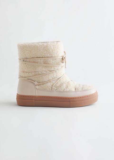 Lace-up Snow Boots
