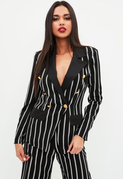 Blazer Con Botonadura Dorada A Rayas En Negro