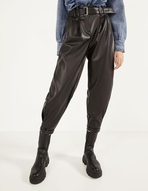 Pantalón Slouchy Efecto Piel