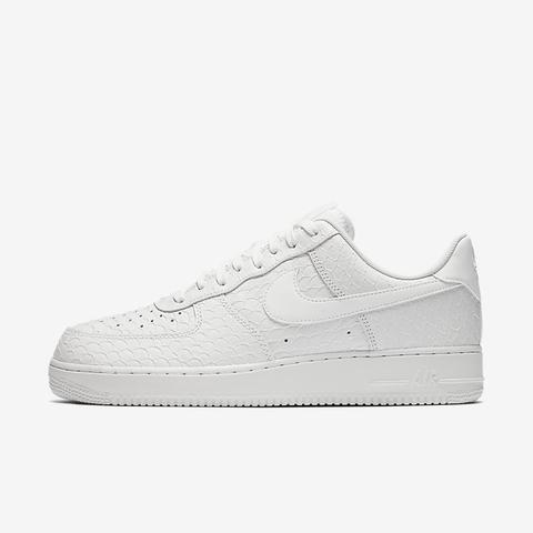 Nike Air Force 1 07 Lv8