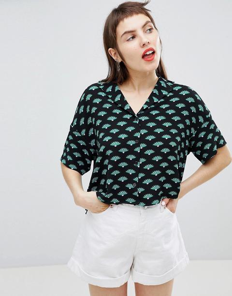 Blusa Corta Con Estampado De Abanico De Monki