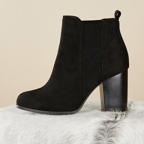Almond Toe Side Gore Chunky Heel Ankle Booties