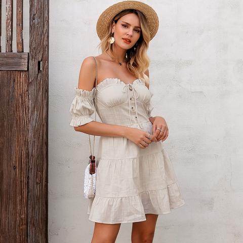 Robe Avec Épaules Dénudées Et Nœud