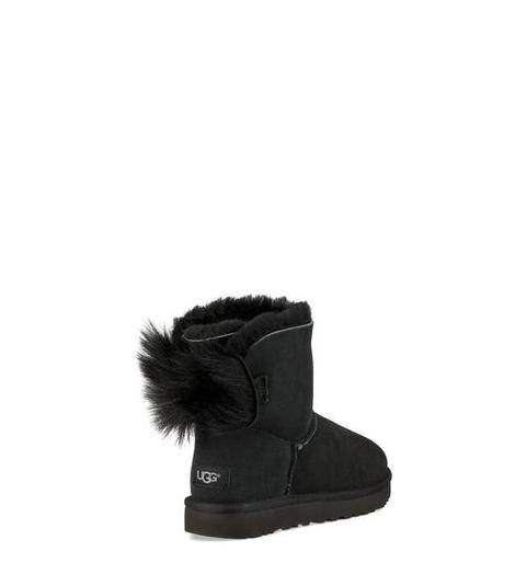 Ugg Fluff Bow Mini Classic Boot Damen Black 39 From Ugg On 21 Buttons