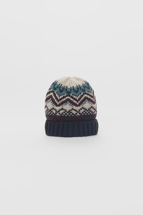 Jacquard Pattern Knitted Hat