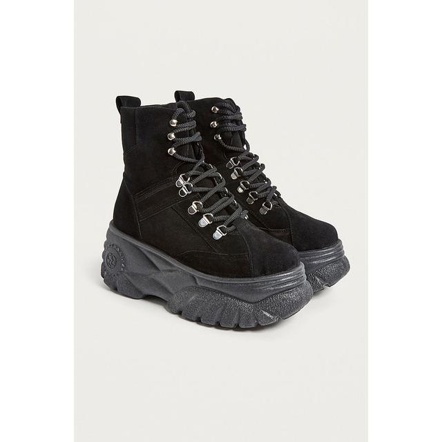 urban outfitters chunky boots
