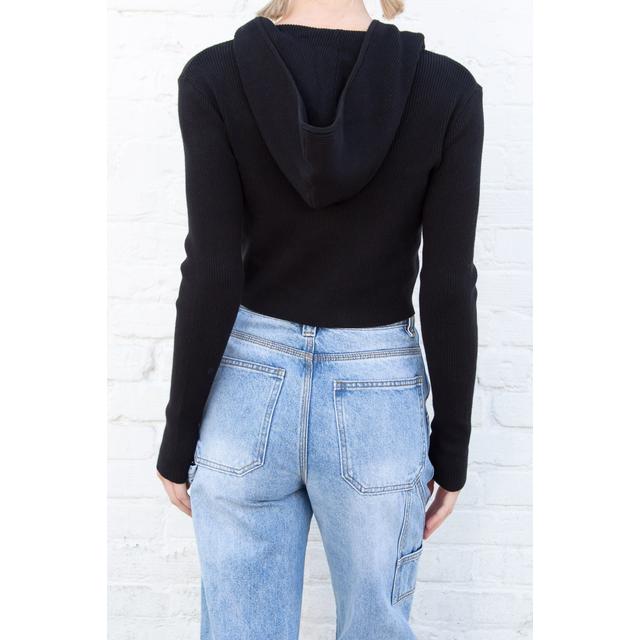 Arden Crop Hoodie from Brandy Melville on 21 Buttons