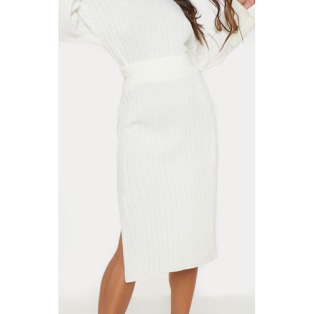 white knitted midi skirt