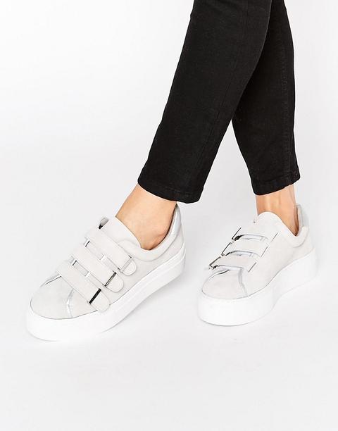 Zapatillas De Ante Con Plataforma Plana Y Correas De Velcro Luther De Kg By Kurt Geiger