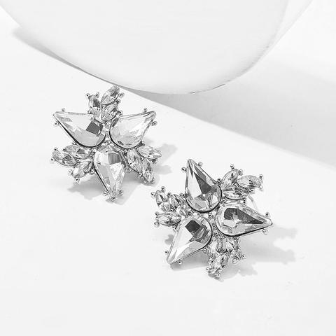 Pendientes De Tachuela En Forma De Flor Con Diamante De Imitación 1 Par