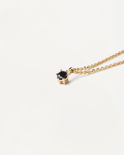 Black Solitary Necklace Gold