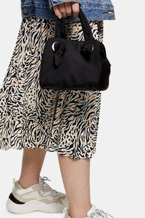 Gigi Black Knot Cube Grab Bag