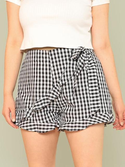 Short De Cuadros Con Volantes