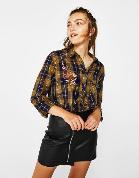 Camisa De Cuadros Con Detalle Bordado