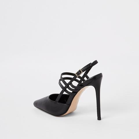 black strappy court heels