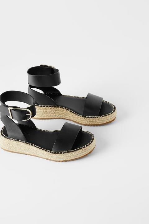 Mini Zeppa In Pelle Con Cinturino Alla Caviglia