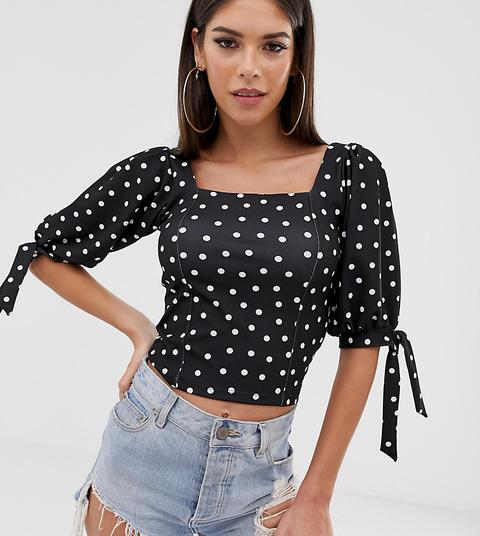 Asos Design Tall - Top Court Col Carré Noué Aux Poignets Avec Imprimé À Pois