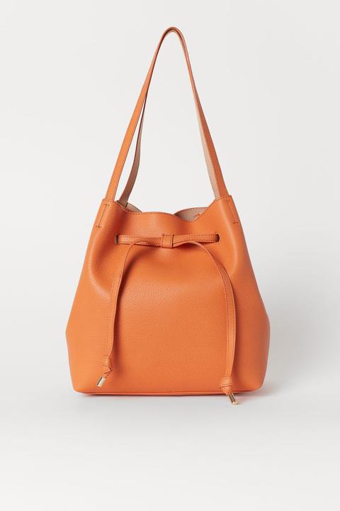 h and m bucket bag