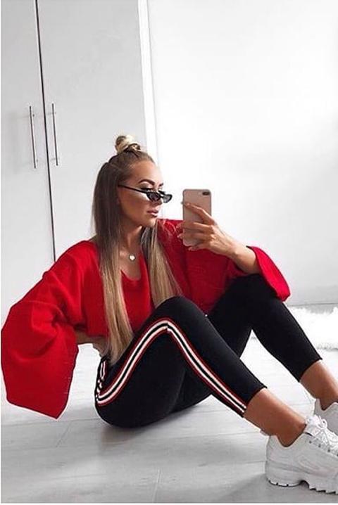 Red Striped Cropped Batwing Jumper With V Neck -karri