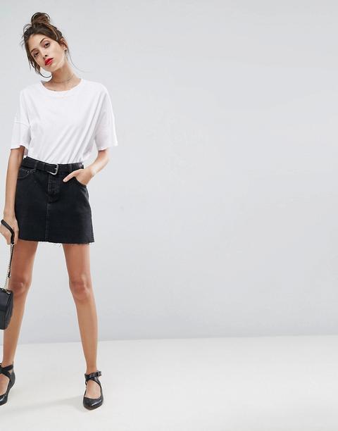 Minifalda Vaquera Con Bajo Sin Rematar En Negro Desgastado De Asos Design