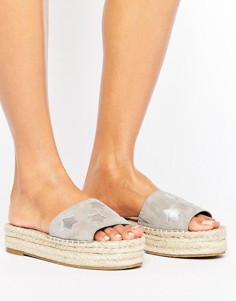 Alpargatas Con Plataforma Plana Y Estrellas De Pull&bear