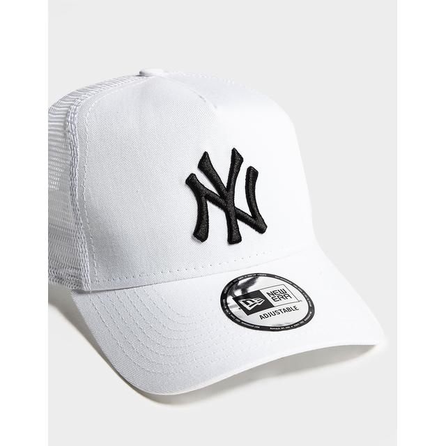 New Era ® x MLB ® Off-White Pinstripe Collection - Lids