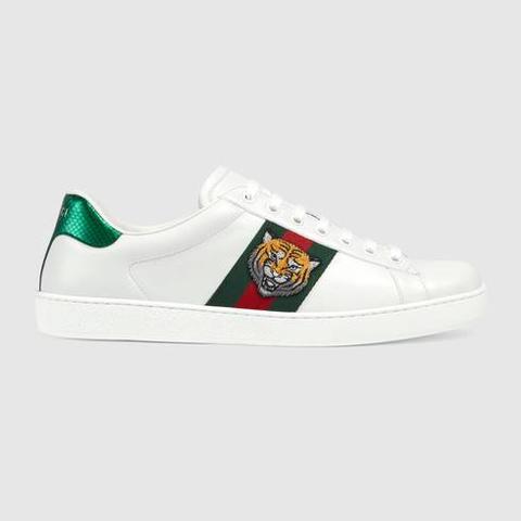 Zapatilla Deportiva Ace Con Bordado