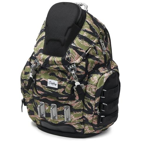 oakley camouflage backpack