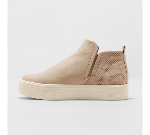 universal thread high top sneakers