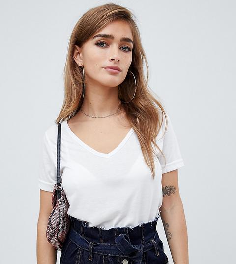 Boohoo - T-shirt Basic Bianca Con Scollo A V - Bianco