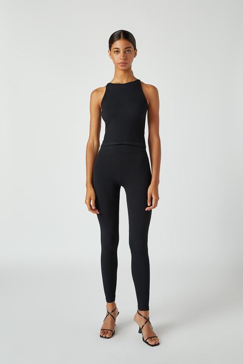 Basic Seamless Leggings from Pull and Bear on 21 Buttons
