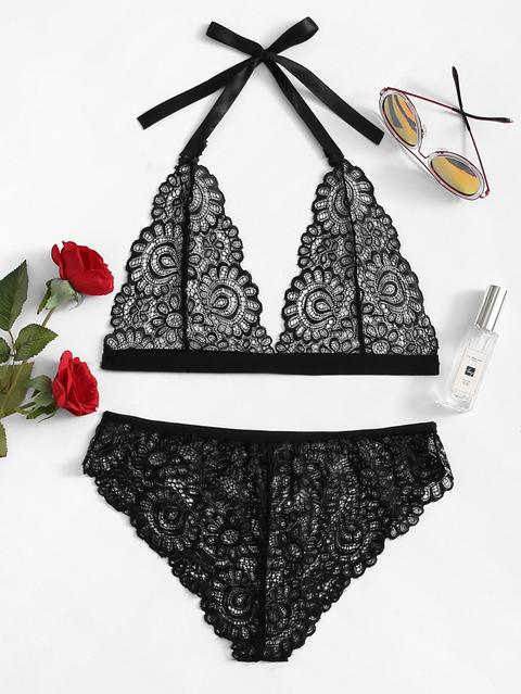 Plus Floral Lace Halter Lingerie Set