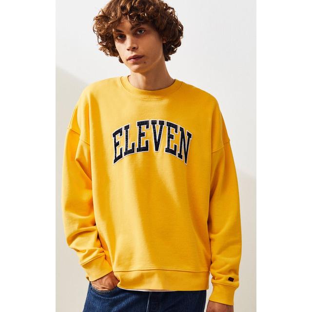Levi's X Stranger Things Eleven Crew Neck Sweatshirt from Pacsun on 21  Buttons