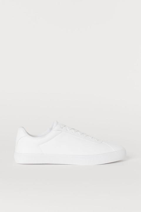 Trainers - White