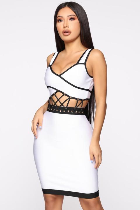 Fashion nova 2024 dress white