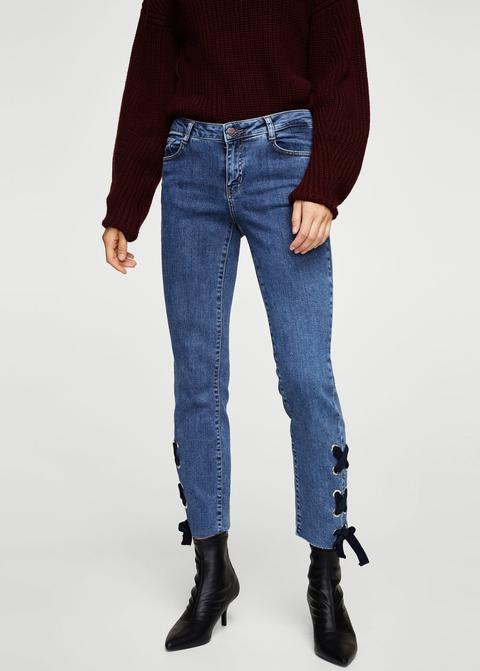 Jeans Straight Detalle Lazo