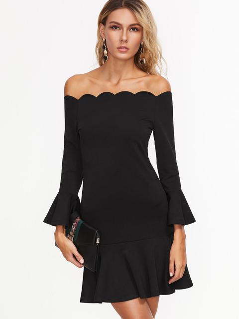 Vestido Con Hombros Al Aire Y Ribete Festoneado - Negro