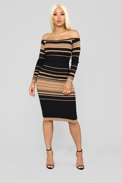 On Point Sweater Dress - Black/mocha