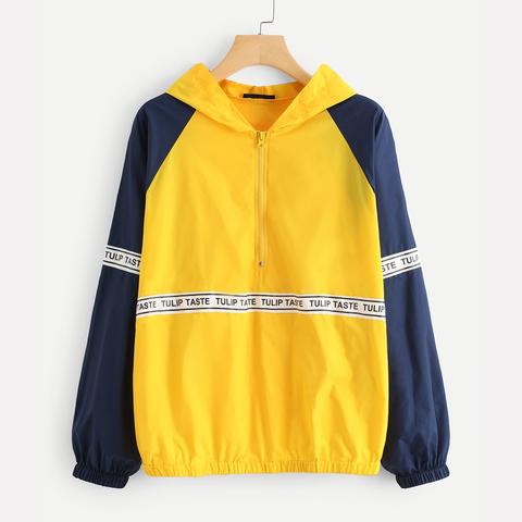 Chaqueta De Capucha Con Manga Raglán Con Letra