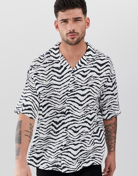 Pull&bear - Camicia A Maniche Corte Con Stampa Zebrata - Bianco