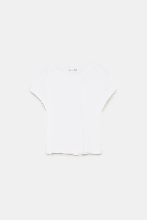 Basic-t-shirt Im Cropped-schnitt