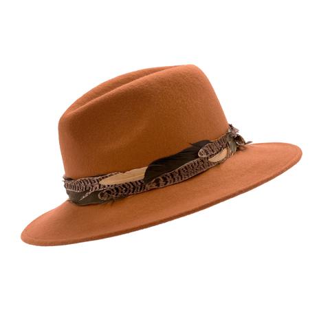 Sombrero Naranja Plumas