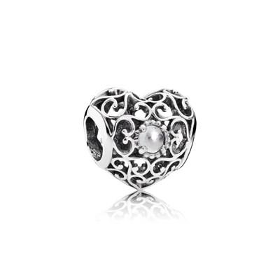 Charm Cuore Aprile