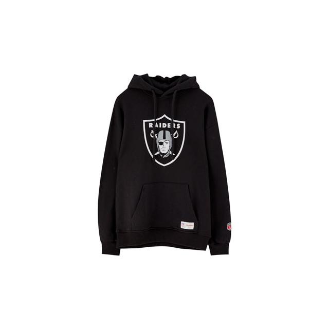 Felpa Raiders Nfl from Pull and Bear on 21 Buttons