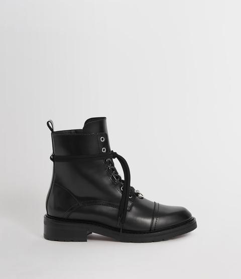 Boots Lira