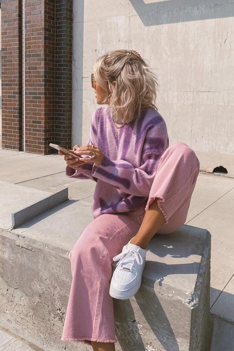 Along The Sidewalk Knit // Lilac