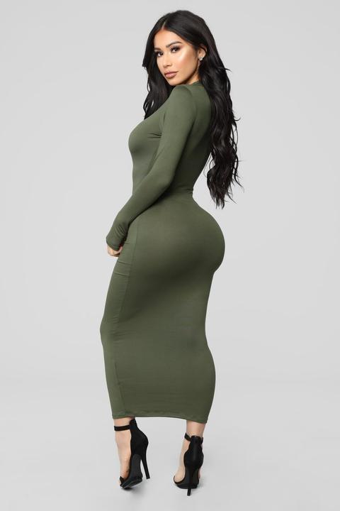 Fashion nova full 2025 coverage maxi dress