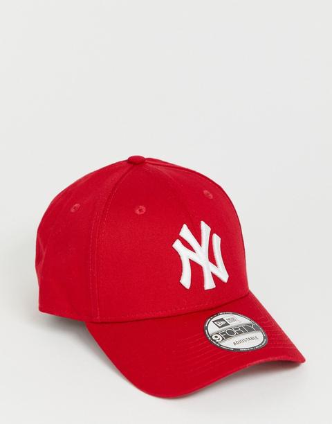 red ny cap